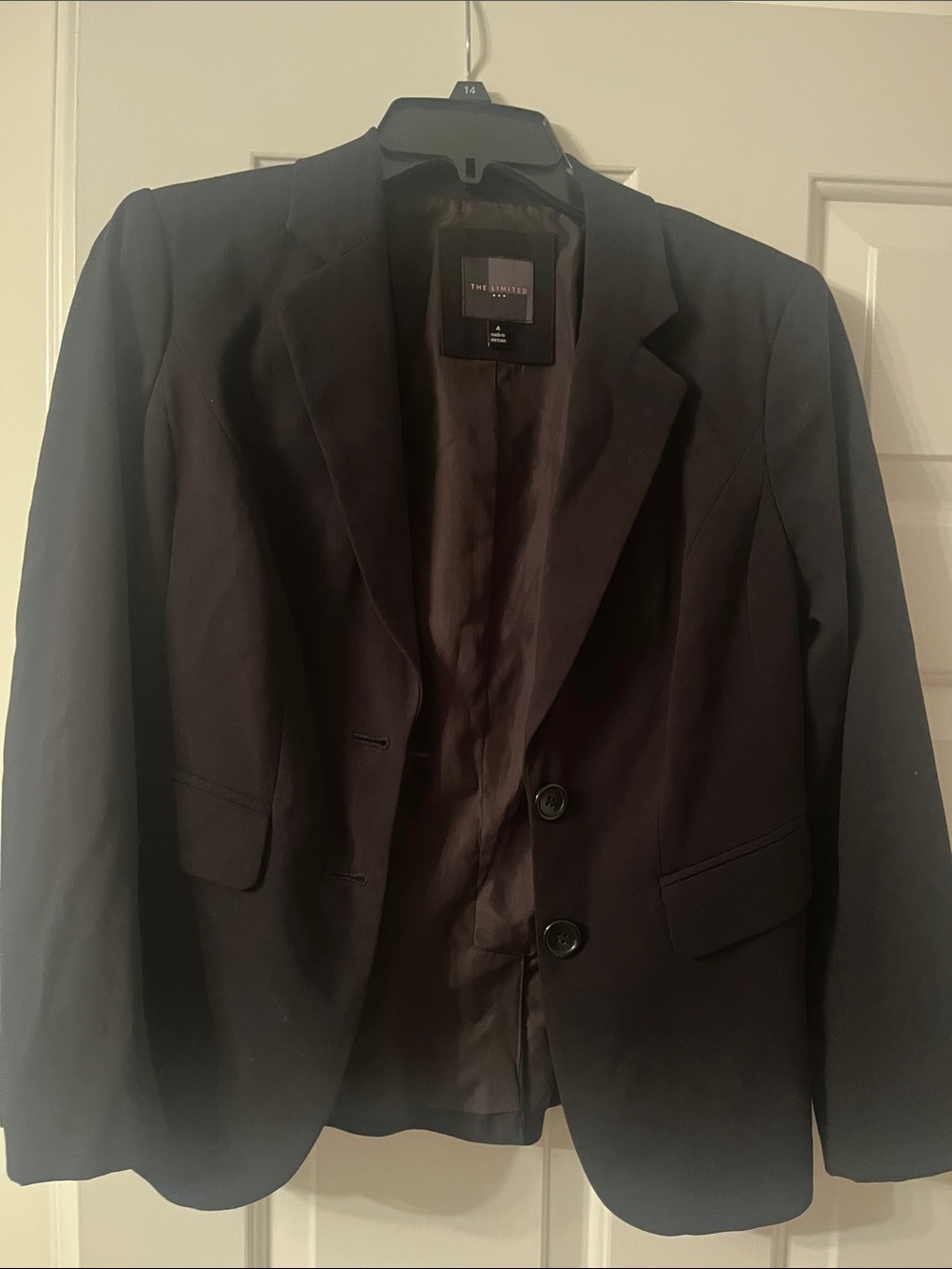 EUC Size 4 The Limited Women’s Black Two-Button Blazer